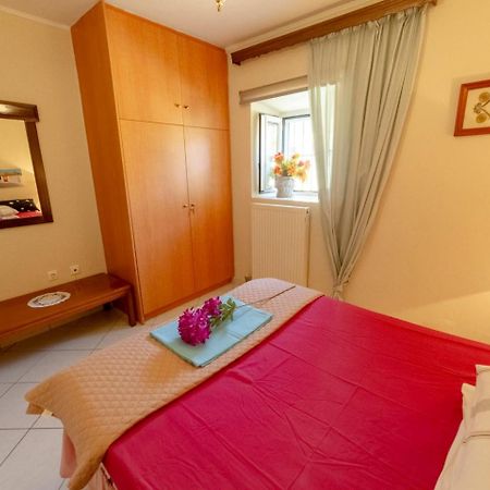 Krasa 2Bedroom Apartment Agios Matthaios  Exterior photo