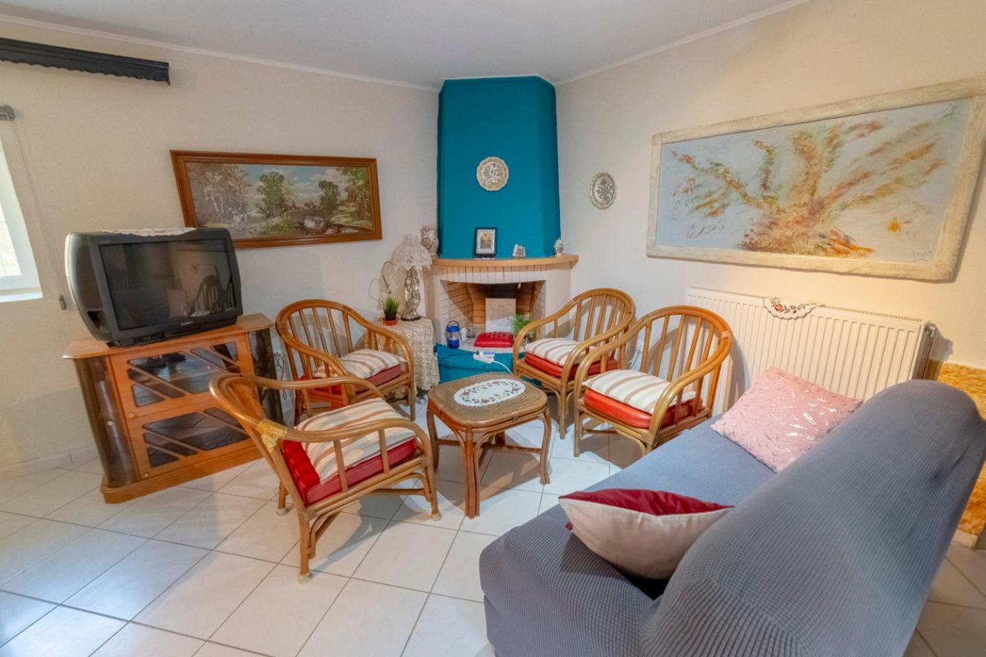 Krasa 2Bedroom Apartment Agios Matthaios  Exterior photo
