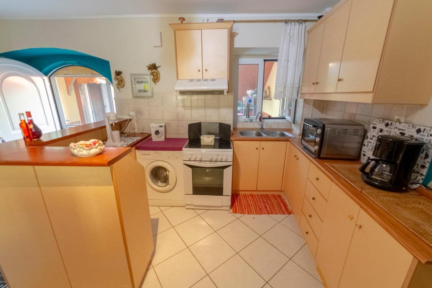 Krasa 2Bedroom Apartment Agios Matthaios  Exterior photo